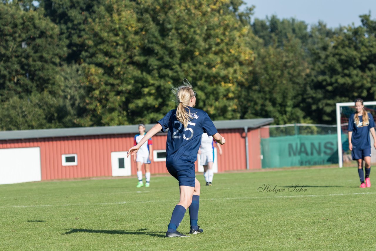 Bild 432 - B-Juniorinnen Krummesser SV - SV Henstedt Ulzburg : Ergebnis: 0:3